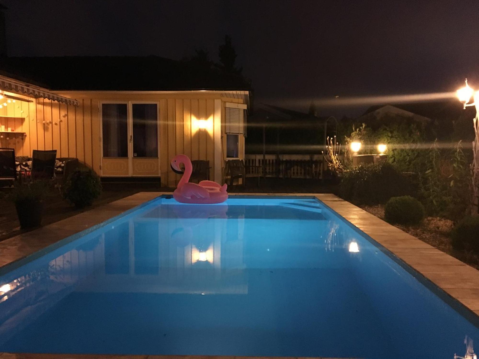 Modern Apartment With Pool & Sauna พอร์ชกรุนน์ ภายนอก รูปภาพ