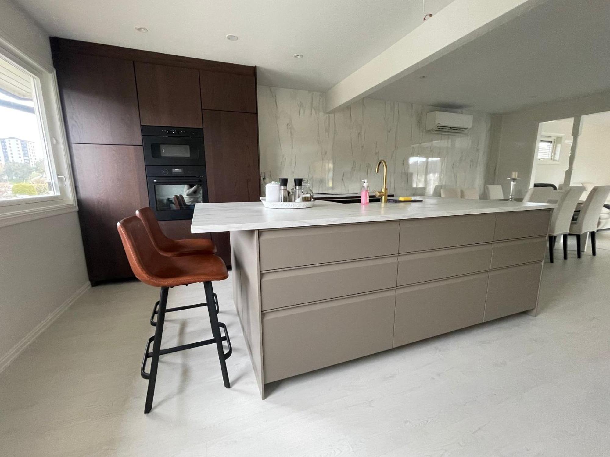 Modern Apartment With Pool & Sauna พอร์ชกรุนน์ ห้อง รูปภาพ